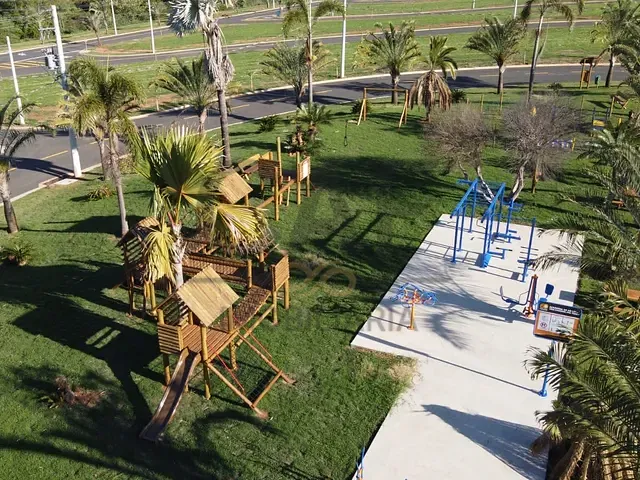 Terreno com 250m², à venda, no bairro Florabella 2 em Holambra