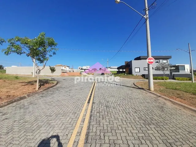 Terreno com 625m², à venda, no bairro Parque Residencial Maria Elmira em Caçapava