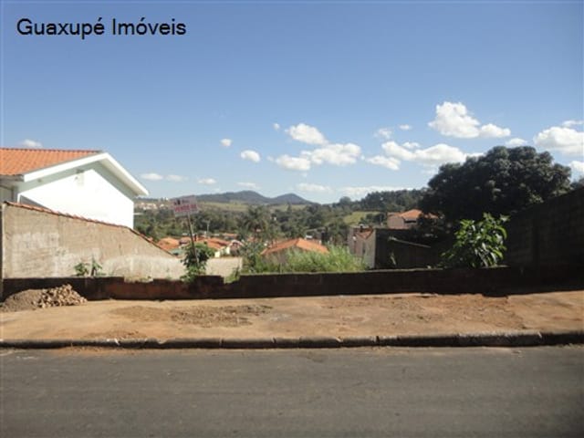 Foto do Terreno - Terreno c/: 12 X 30
Área Total : 360 m² | Guaxupé Imóveis Ltda