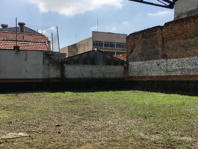 Terreno com 600m², para alugar, no bairro Mooca em São Paulo