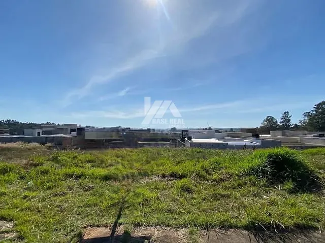 Terreno com 252m², à venda, no bairro Batel em Guarapuava