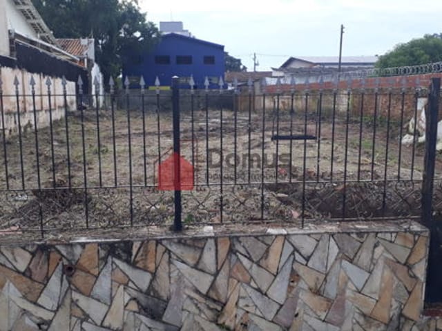 Terreno com 724m², à venda, no bairro Chácara Galega em Pindamonhangaba