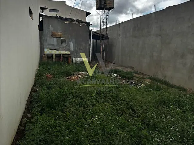 Terreno com 180m², à venda, no bairro St. Maria de Nazareth em Anápolis