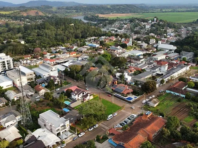 Terreno com 700m², à venda, no bairro Centro em Bom Retiro do Sul