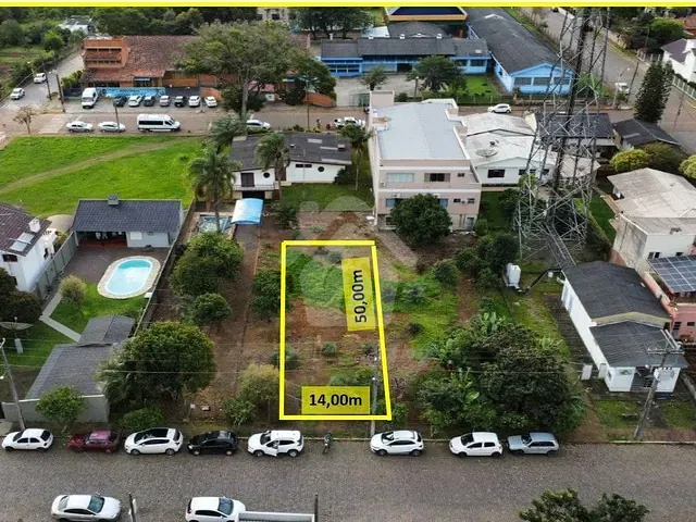 Terreno com 700m², à venda, no bairro Centro em Bom Retiro do Sul