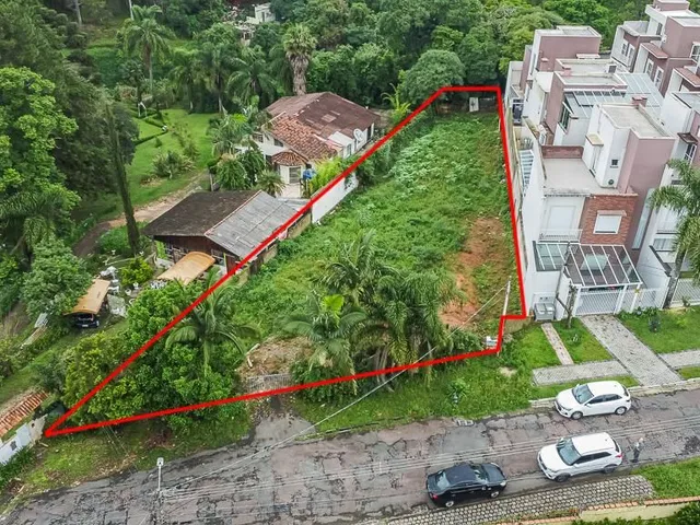 Terreno à venda, no bairro Campo Comprido em Curitiba