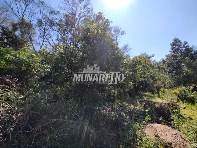 Terreno com 562m², à venda, no bairro Dos Estudantes em Ipira