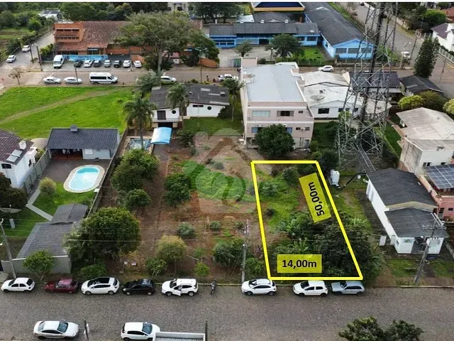 Terreno com 700m², à venda, no bairro Centro em Bom Retiro do Sul