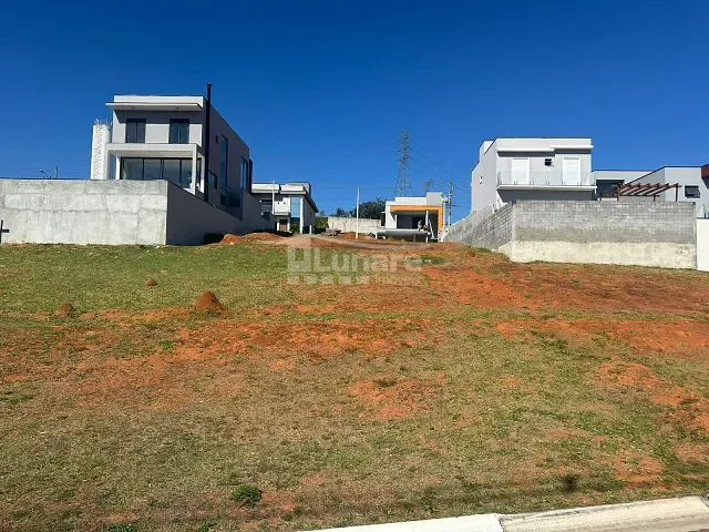 Terreno com 334m², à venda, no bairro Jardim São Pedro em Mogi das Cruzes