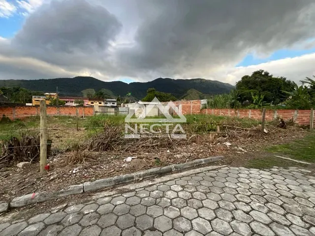 Terreno com 420m², à venda, no bairro Canto do Mar em São Sebastião