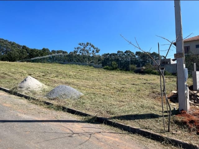 Terreno com 250m², à venda, no bairro Parque das Nações em Pindamonhangaba