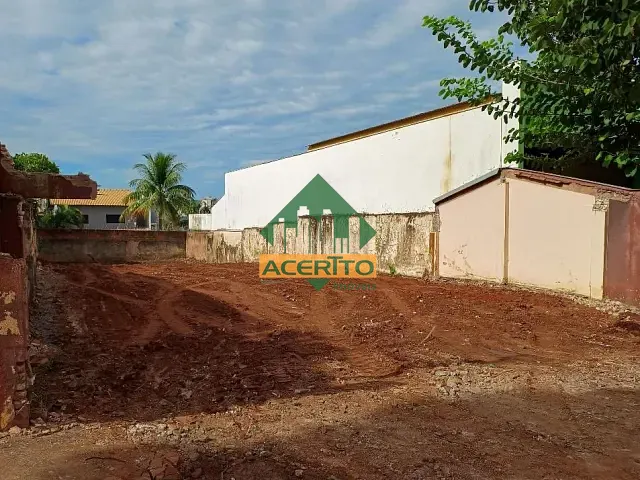 Terreno com 480m², à venda, no bairro Parque Baguaçu em Araçatuba