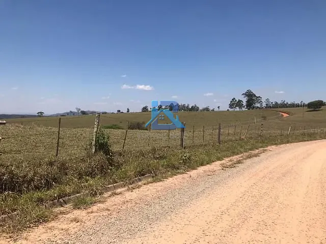 Terreno com 3540m², à venda, no bairro Chácara San Martin I em Itatiba