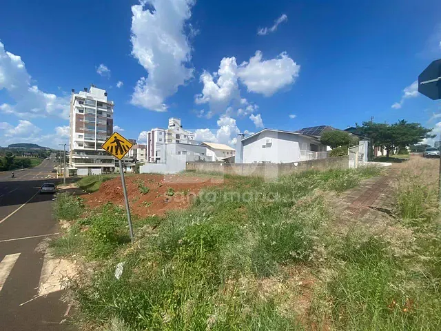 Terreno com 383m², para alugar, no bairro Maria Goretti em Chapecó