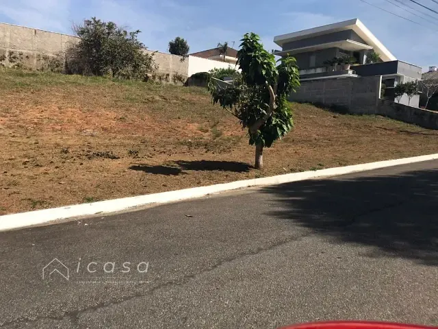 Terreno com 600m², à venda, no bairro Residencial Santa Helena em Caçapava