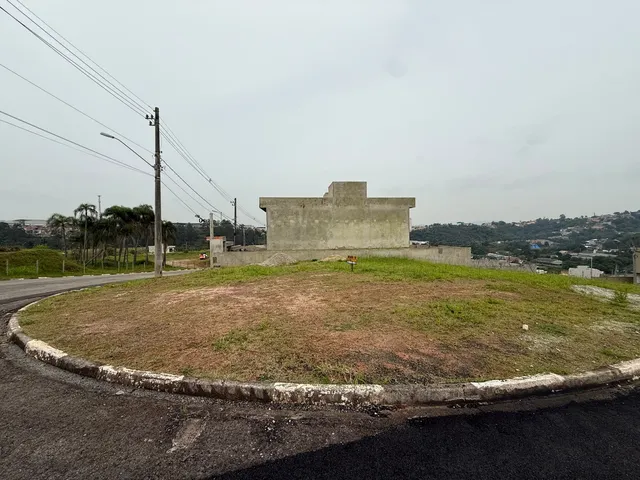 Terreno com 288m², à venda, no bairro Loteamento Jardim das Flores em Santana de Parnaíba