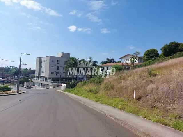 Terreno com 390m², à venda, no bairro Vila Jacob Biezus em Concórdia