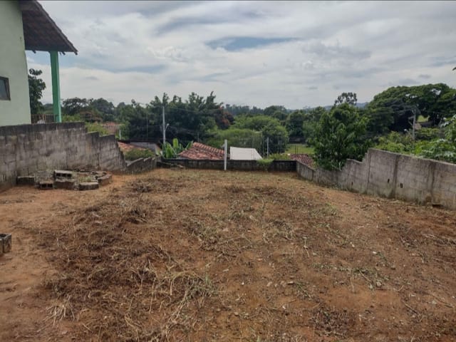Terreno com 250m², à venda, no bairro Campinas em Pindamonhangaba