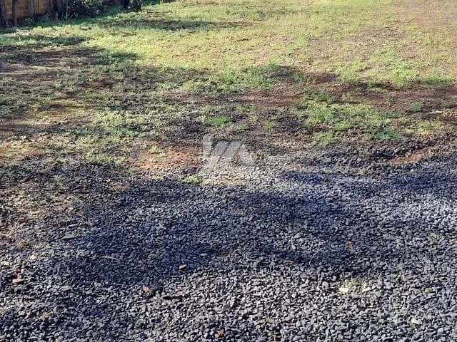 Terreno com 481m², à venda, no bairro Centro em Candói