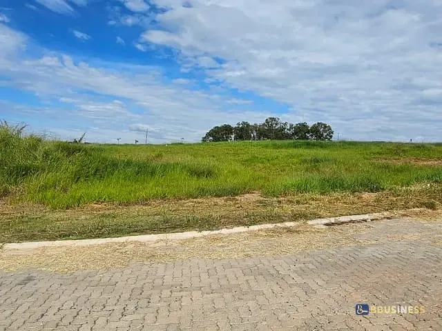 Terreno com 639m², à venda, no bairro Vila Sônia (Sousas) em Campinas