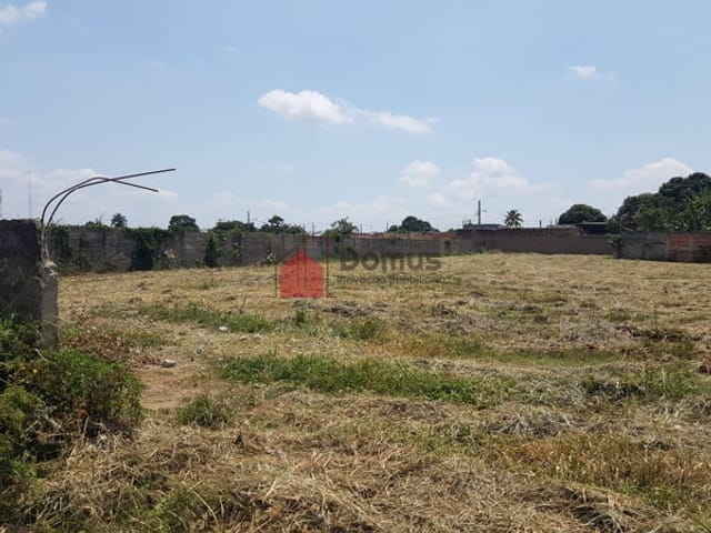 Terreno com 240m², à venda, no bairro Feital em Pindamonhangaba