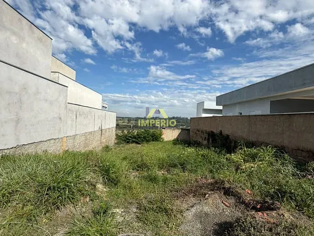 Terreno com 300m², à venda, no bairro Residencial Lagos D'Icaraí em Salto