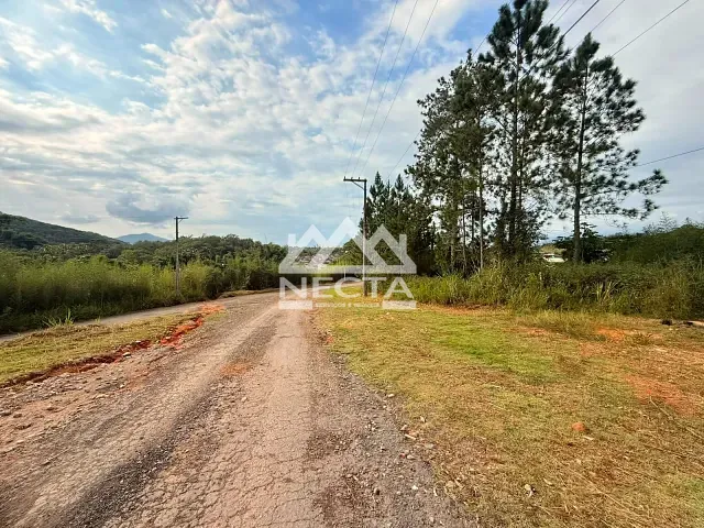 Terreno com 432m², à venda, no bairro Portal da Fazendinha em Caraguatatuba