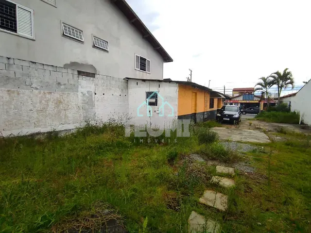 Terreno com 250m², para alugar, no bairro Parque Senhor do Bonfim em Taubaté
