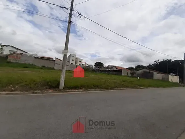 Terreno com 790m², à venda, no bairro Residencial Jardim Aurora em Pindamonhangaba