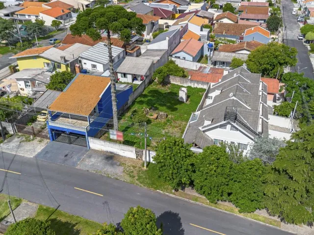 Terreno à venda, no bairro Orleans em Curitiba