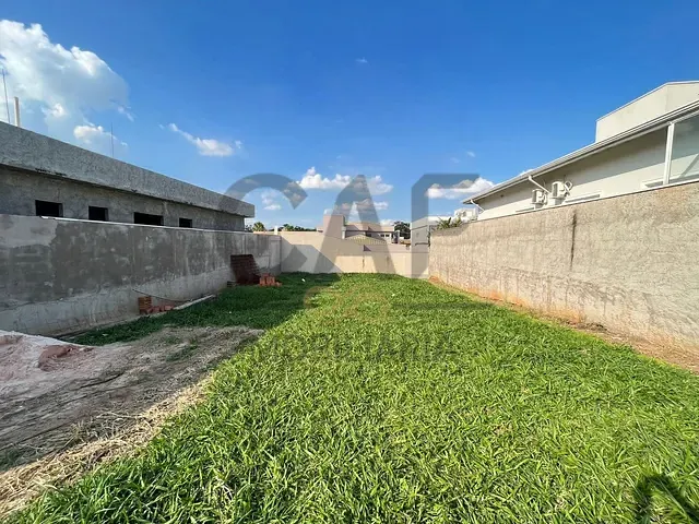 Terreno com 390m², à venda, no bairro Santa Úrsula em Jaguariúna