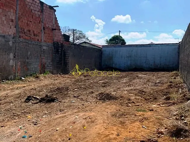 Terreno com 250m², à venda, no bairro Conjunto Residencial Araretama em Pindamonhangaba