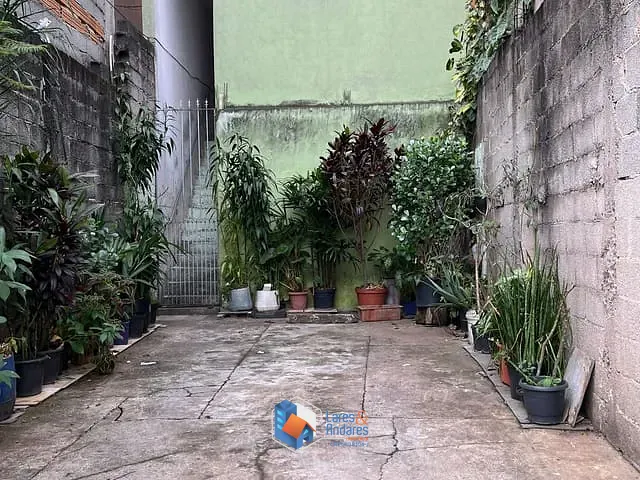 Casa com 175m² 3 quartos e 2 banheiros, à venda, no bairro Vila Menck em Osasco