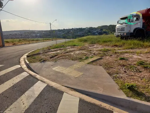 Terreno com 360m², à venda, no bairro Jardim Ipaussurama em Campinas