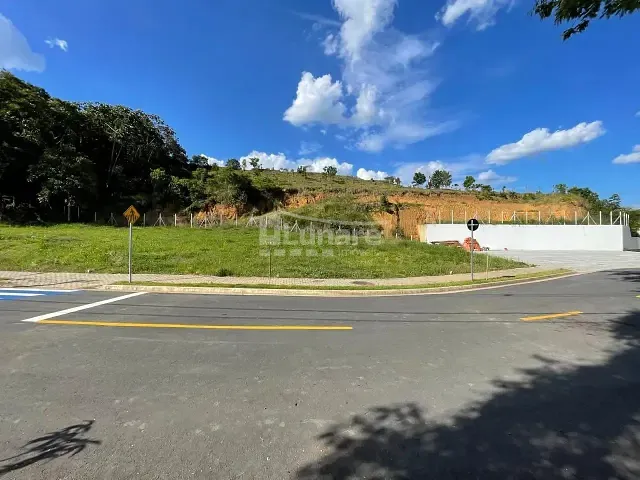 Terreno com 177m², à venda, no bairro itapema em Guararema