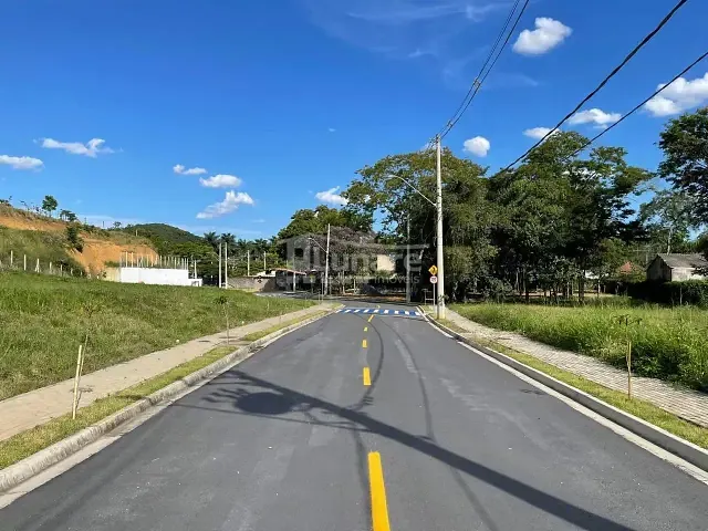 Terreno com 177m², à venda, no bairro itapema em Guararema