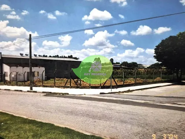 Terreno com 900m², à venda, no bairro Jardim Maria do Carmo em Sorocaba
