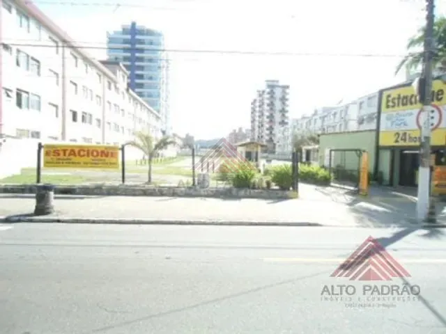 Terreno com 99000m², à venda, no bairro Canto do Forte em Praia Grande