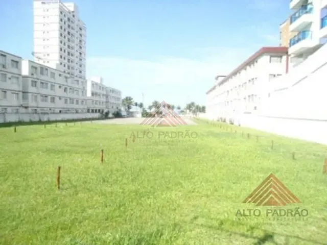 Terreno com 99000m², à venda, no bairro Canto do Forte em Praia Grande