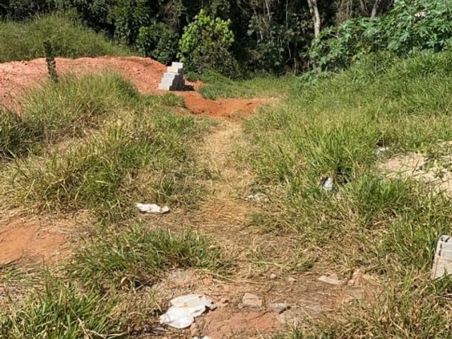 Terreno com 300m², à venda, no bairro Recanto do Sol em Extrema