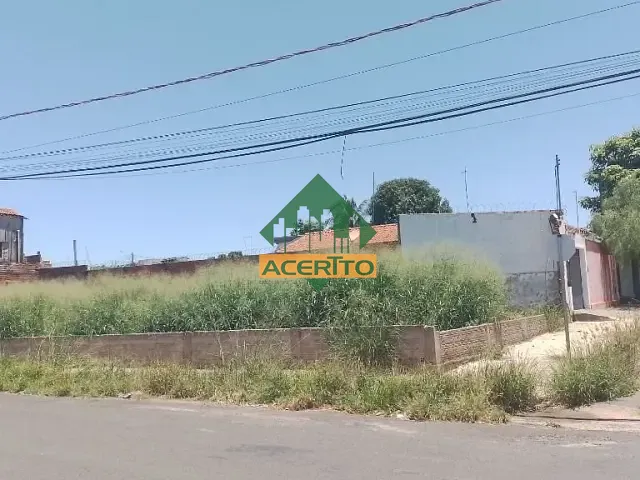 Terreno com 480m², à venda, no bairro Umuarama em Araçatuba