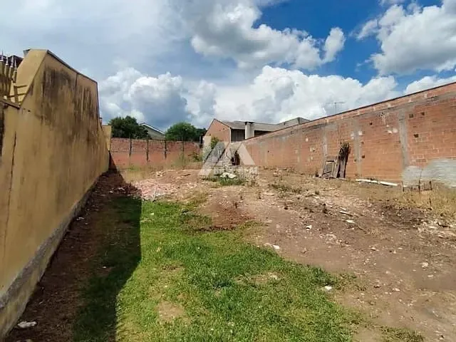 Terreno com 374m², à venda, no bairro Conradinho em Guarapuava