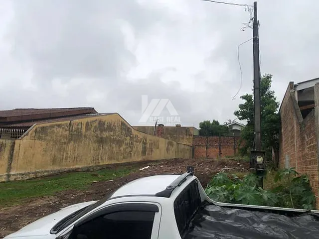 Terreno com 374m², à venda, no bairro Conradinho em Guarapuava
