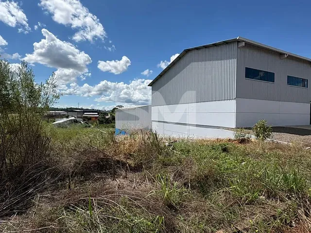 Terreno com 800m², à venda, no bairro Lajeado em Chapecó