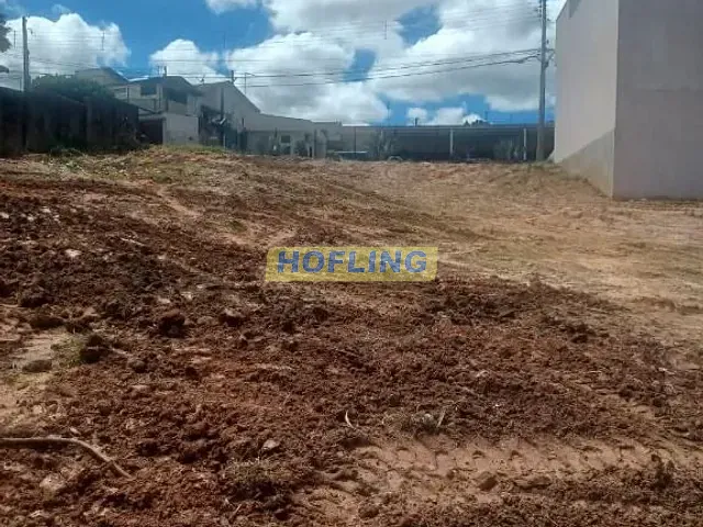 Terreno com 199m², à venda, no bairro Jardim Cherveson em Rio Claro