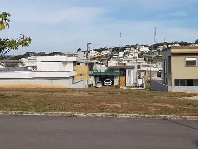 Terreno com 300m², à venda, no bairro Jd terra do Vale em Caçapava