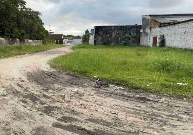Terreno com 282m², à venda, no bairro Vista Linda em Bertioga