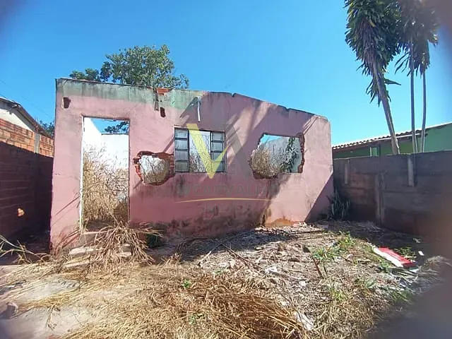 Terreno com 300m², à venda, no bairro Santos Dumont em Anápolis