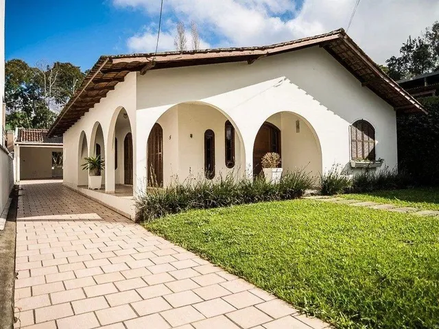 Terreno com 786m², à venda, no bairro Mossunguê em Curitiba