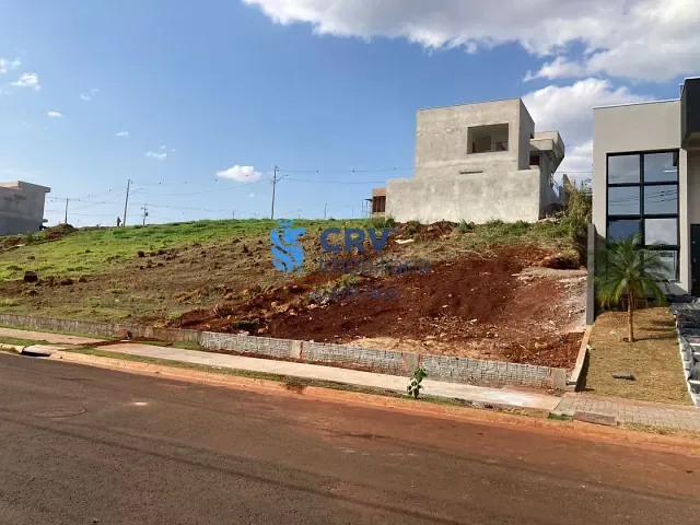 Terreno com 267m², à venda, no bairro Gleba Simon Frazer em Londrina